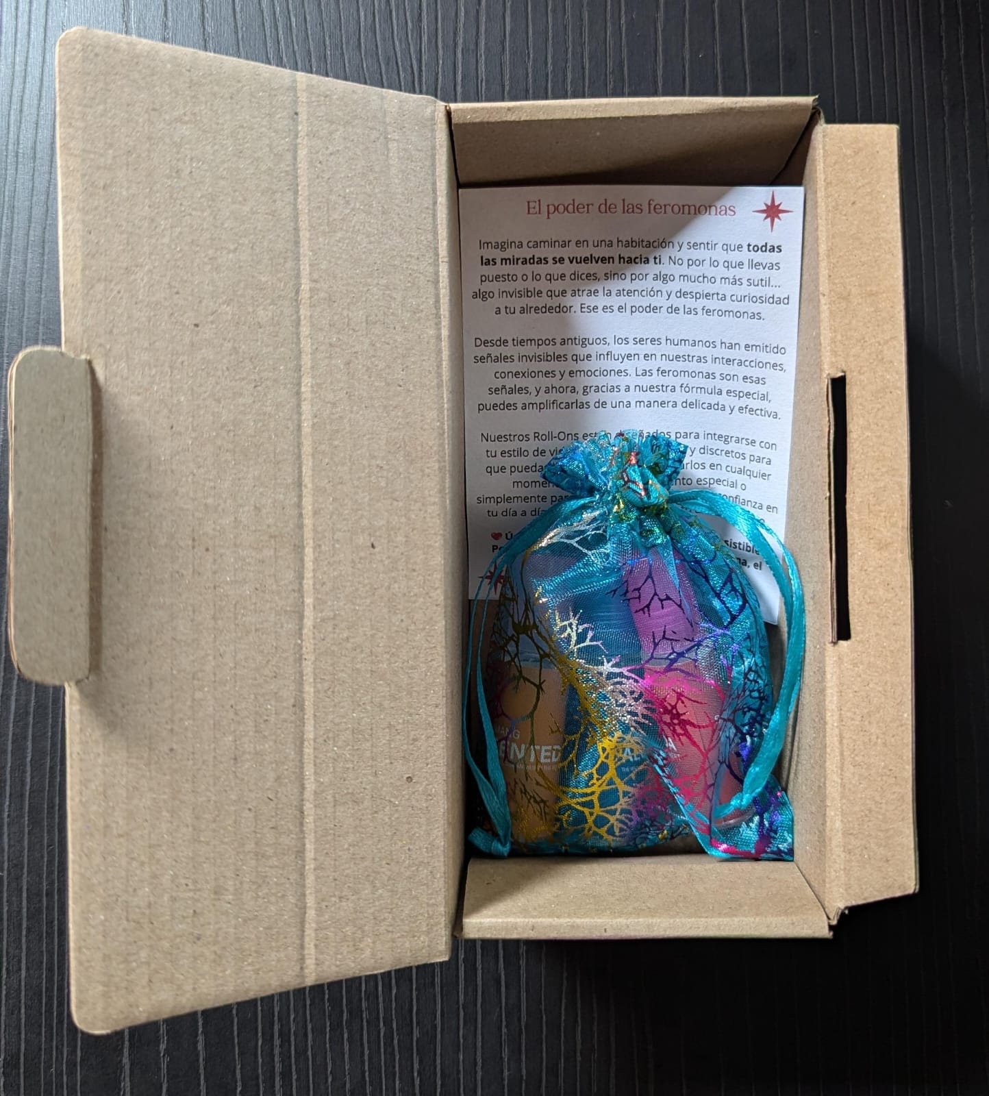 Feromonas en Roll on mujer kit 3x1 CAJA